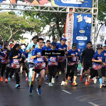 Runner Photo 7772765