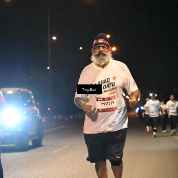 Runner Photo 7772852