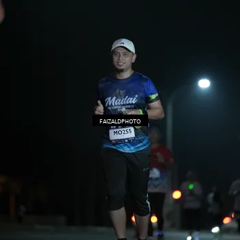 Runner Photo 7772863