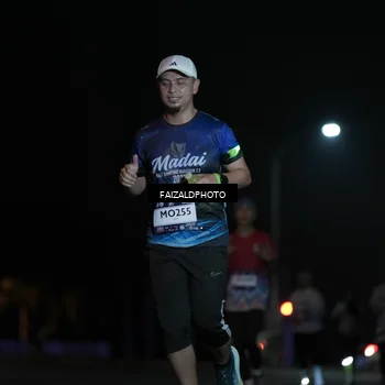 Runner Photo 7772872