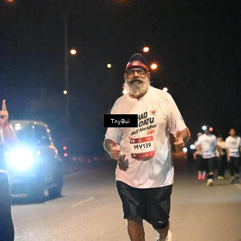 Runner Photo 7772875
