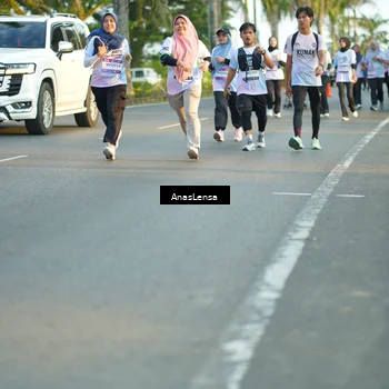 Runner Photo 7772881