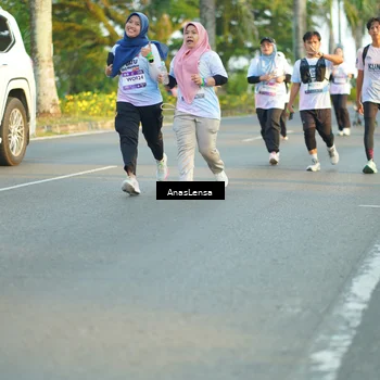 Runner Photo 7772885