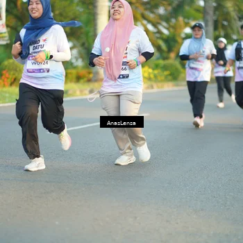 Runner Photo 7772913