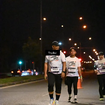 Runner Photo 7772938