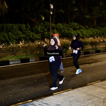 Runner Photo 7772958