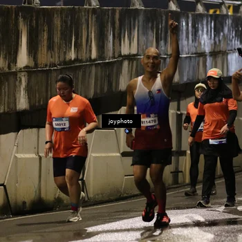 Runner Photo 7772961