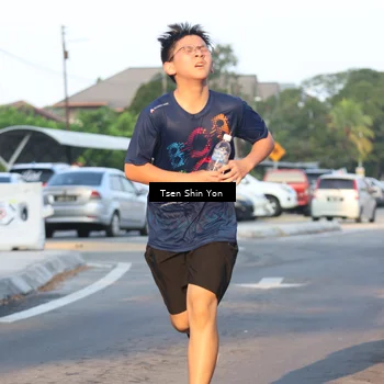 Runner Photo 7772968