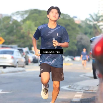Runner Photo 7773002