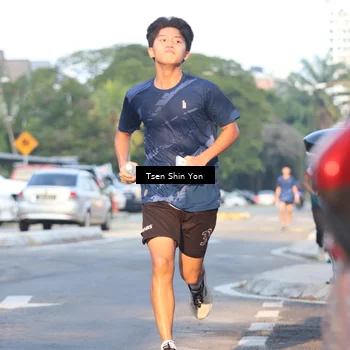 Runner Photo 7773004