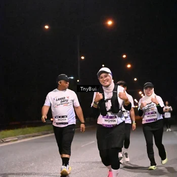 Runner Photo 7773013