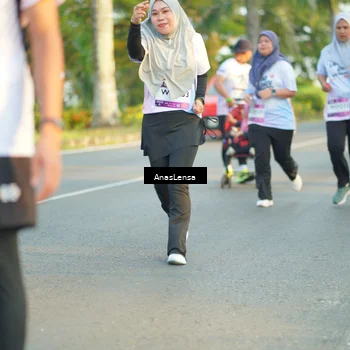 Runner Photo 7773017
