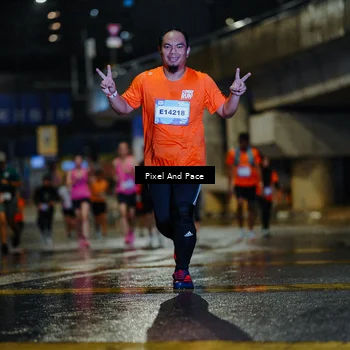 Runner Photo 7773024