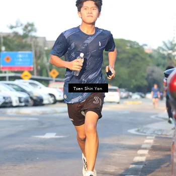 Runner Photo 7773039
