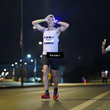 Runner Photo 7773045