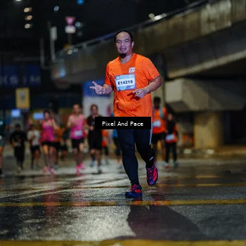 Runner Photo 7773046