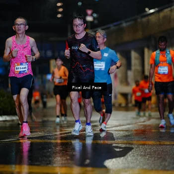 Runner Photo 7773054