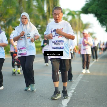 Runner Photo 7773061