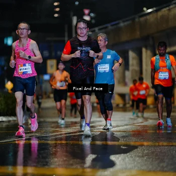 Runner Photo 7773063