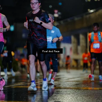 Runner Photo 7773065