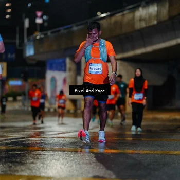 Runner Photo 7773071