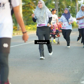 Runner Photo 7773081