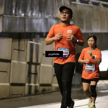 Runner Photo 7773084