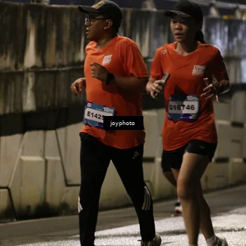 Runner Photo 7773087