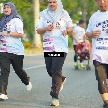 Runner Photo 7773110