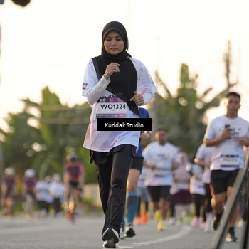 Runner Photo 7773125
