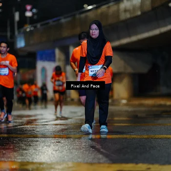 Runner Photo 7773134