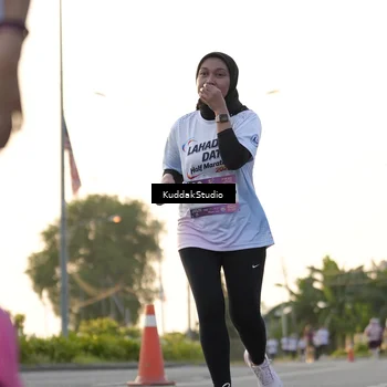 Runner Photo 7773138