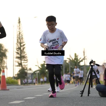 Runner Photo 7773143