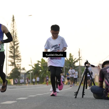 Runner Photo 7773146