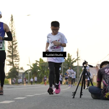 Runner Photo 7773147