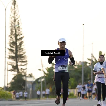 Runner Photo 7773153
