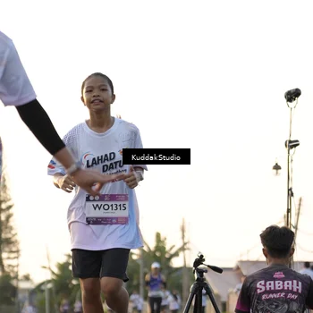 Runner Photo 7773164