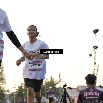 Runner Photo 7773165