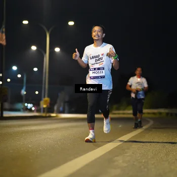 Runner Photo 7773169