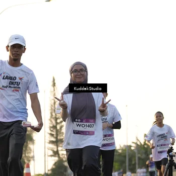 Runner Photo 7773178
