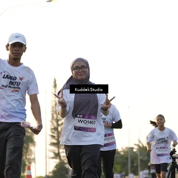 Runner Photo 7773181