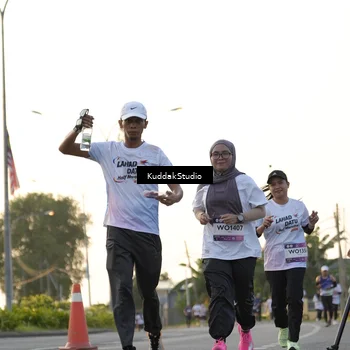 Runner Photo 7773188