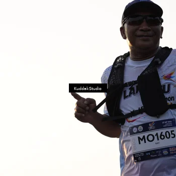 Runner Photo 7773190