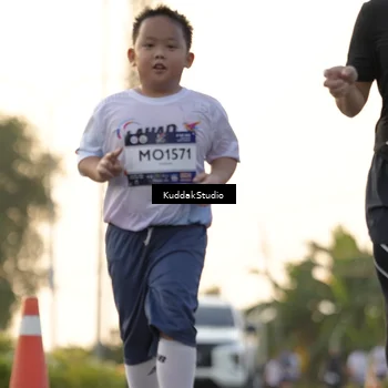 Runner Photo 7773200