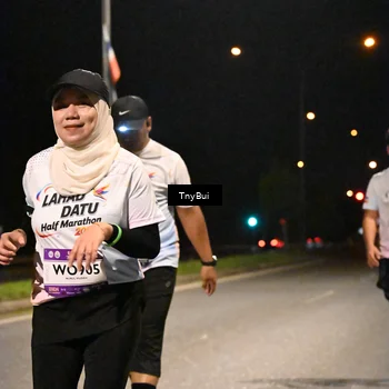 Runner Photo 7773203