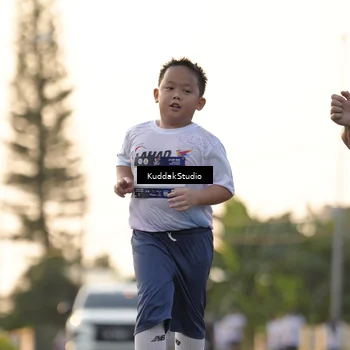 Runner Photo 7773204