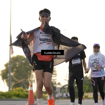 Runner Photo 7773237