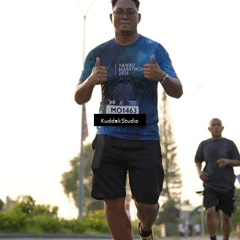 Runner Photo 7773248
