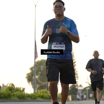 Runner Photo 7773256