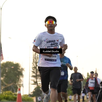 Runner Photo 7773257
